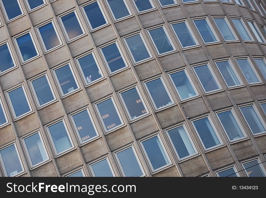 A pattern of office windows