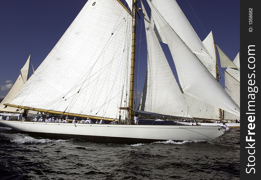 Classic sailing yacht Moonbeam IV full and by in competition with Tuiga at Nioularge