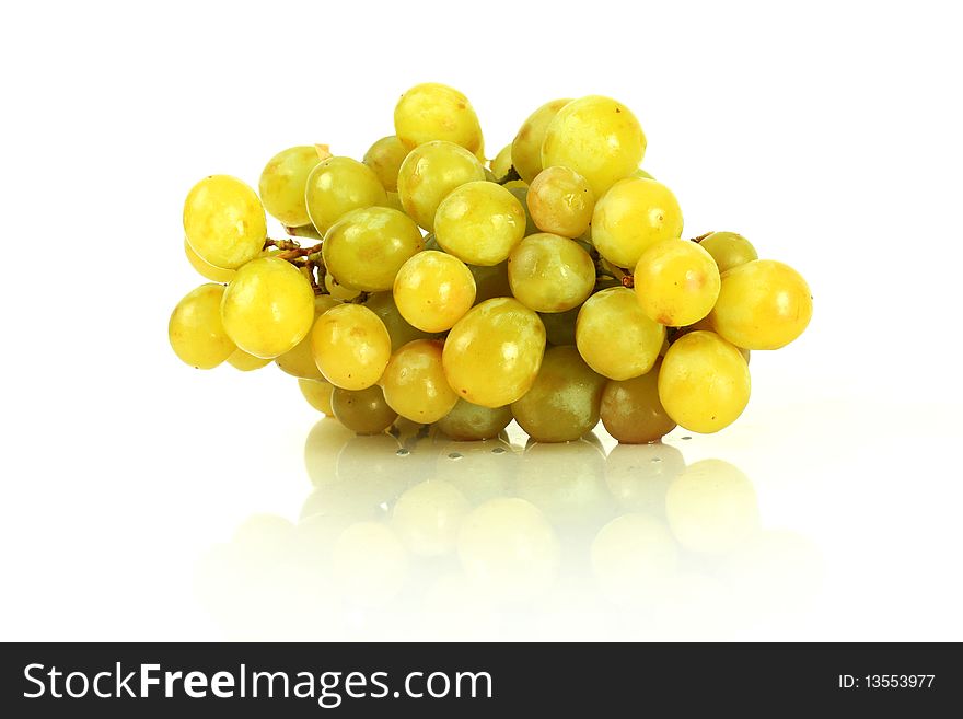 Green grape isolated and reflected on white