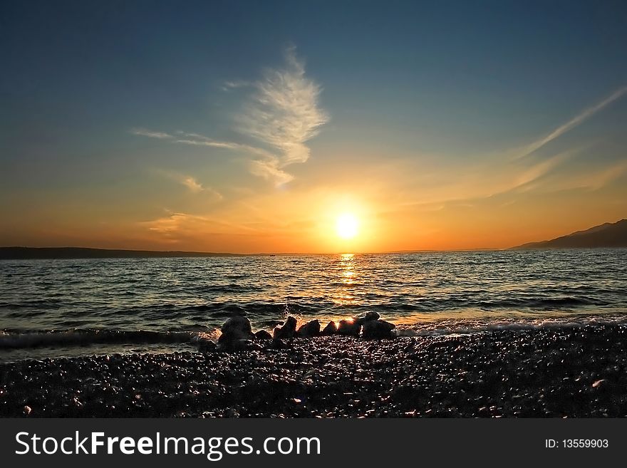 Relaxing and enjoyable look at one of many beautiful Croatian beaches. Relaxing and enjoyable look at one of many beautiful Croatian beaches.