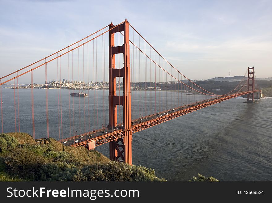 San Francisco Golden Gate Bridge at sunset