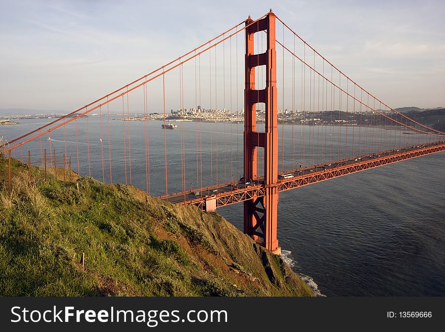 San Francisco Golden Gate Bridge at sunset