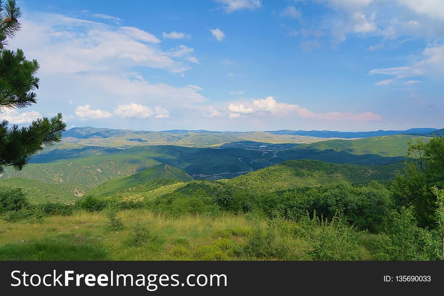 Highland, Sky, Grassland, Vegetation