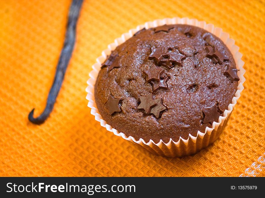 Muffin cake chocolate dessert