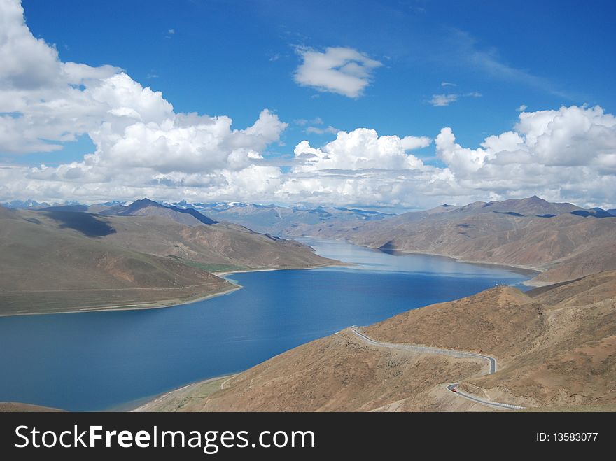 This beautiful lake named yang  zhuo yong cuo is located in the tibet plateau. The local people call it saint lake. This beautiful lake named yang  zhuo yong cuo is located in the tibet plateau. The local people call it saint lake.