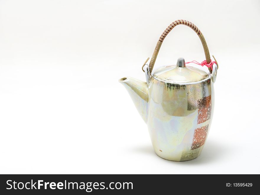 The chinese teapot around a circle