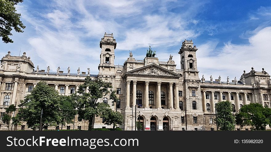 Landmark, Stately Home, Sky, Palace