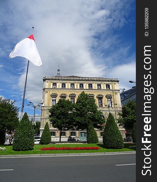 Sky, Landmark, Building, Town