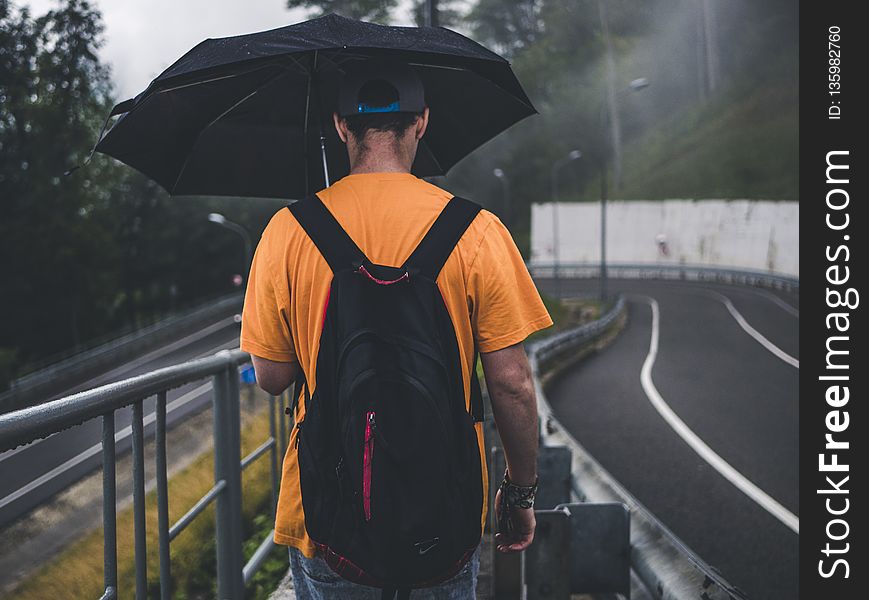 Umbrella, Fashion Accessory, Vehicle, Car