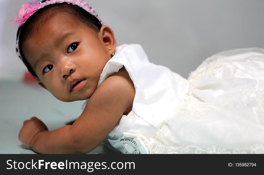 Child, Skin, Infant, Hair Accessory