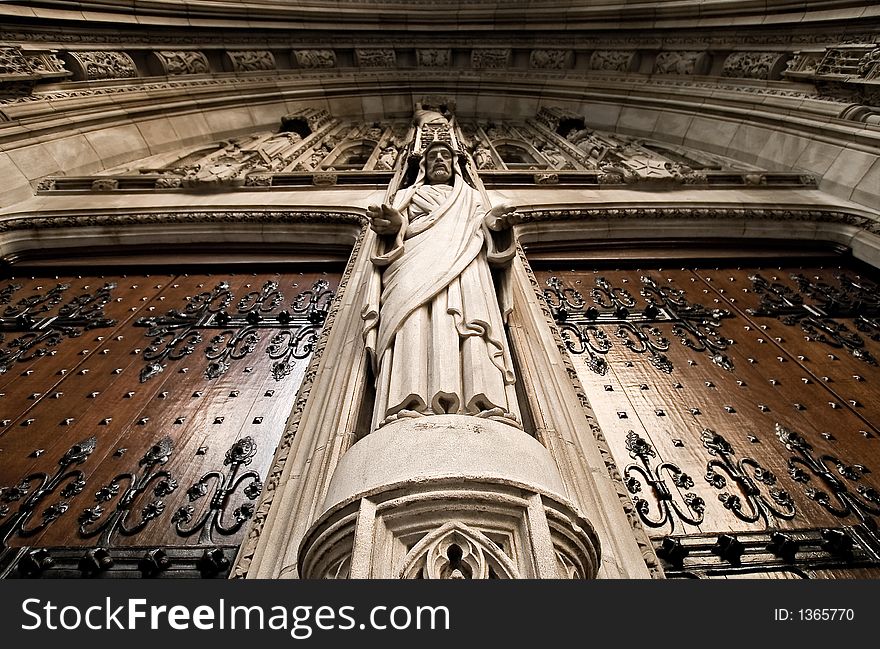 St Thomas cathedral doors in New York