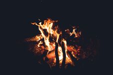 Campfire In The Night. Royalty Free Stock Images