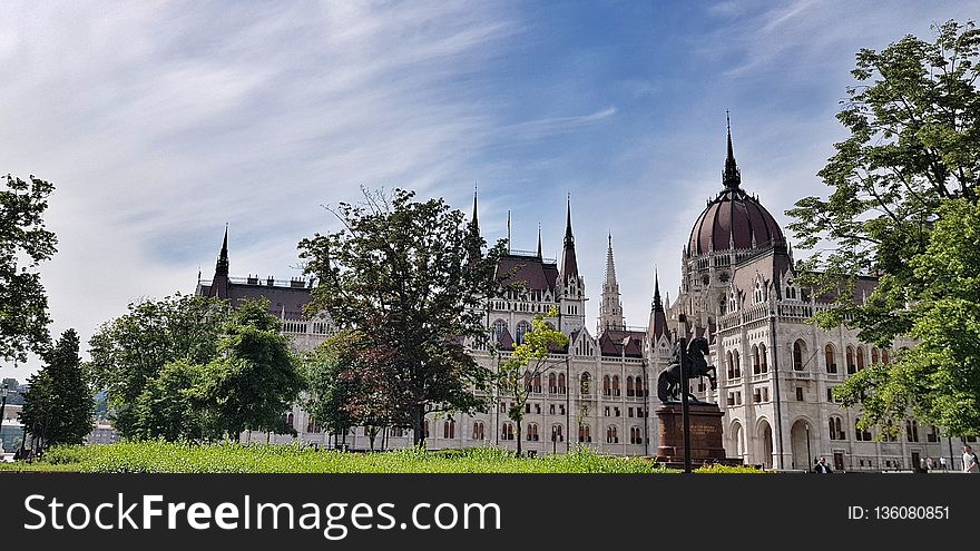 Sky, Tree, Cathedral, ChÃ¢teau