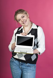 Blond Young Woman With Laptop Royalty Free Stock Photos Blond Young Woman With Laptop Royalty Free Stock Photos