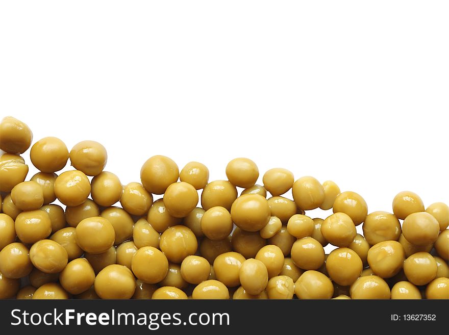Preserved green peas isolated on white background with clipping path