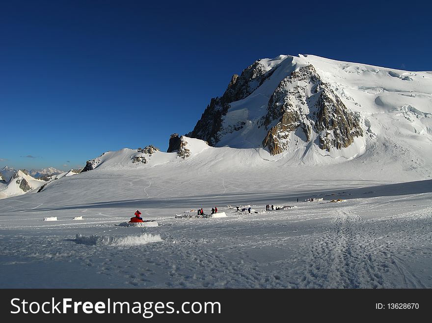 Aiguille Du Midi Tent Camp