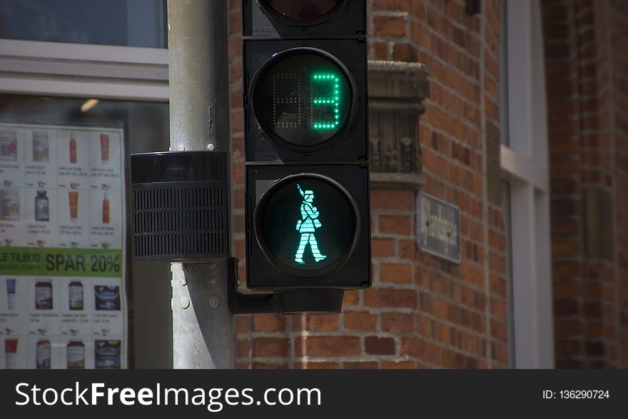 Traffic Light, Signaling Device, Light Fixture, Lighting