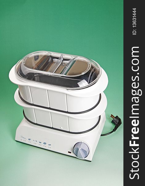 Electric steamer