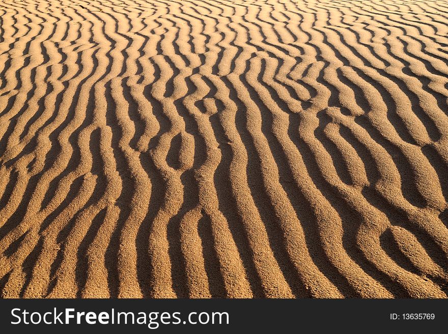 Sandy waves