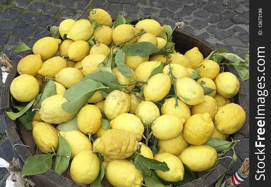 Lemons at market place of la spezia,nice city of liguria