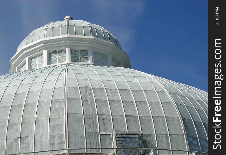 Ornate Victorian dome of the botanical gardens, Allan Gardens, Toronto, Canada. Ornate Victorian dome of the botanical gardens, Allan Gardens, Toronto, Canada.