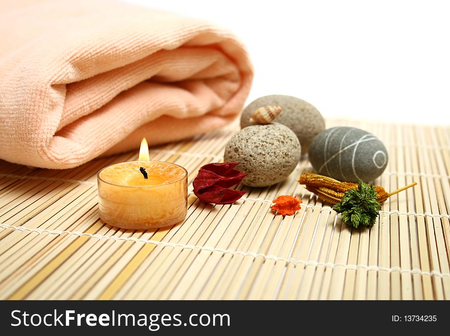 Pebbles flowers and towels - body care. Pebbles flowers and towels - body care