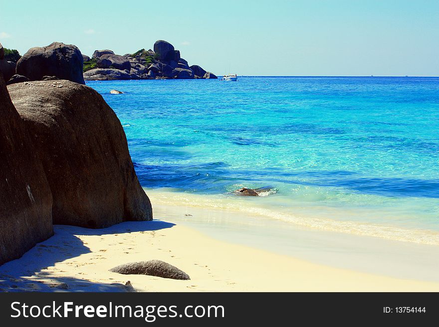 The large transparent sea in the south sea of thailand. The large transparent sea in the south sea of thailand.