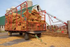 Hay Wagon Royalty Free Stock Photos Hay Wagon Royalty Free Stock Photos