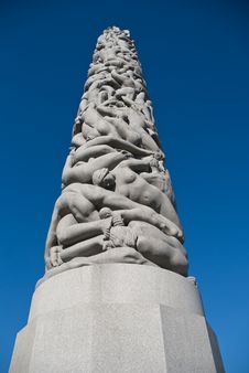 Statue In A Park Of Oslo Royalty Free Stock Photography Statue In A Park Of Oslo Royalty Free Stock Photography