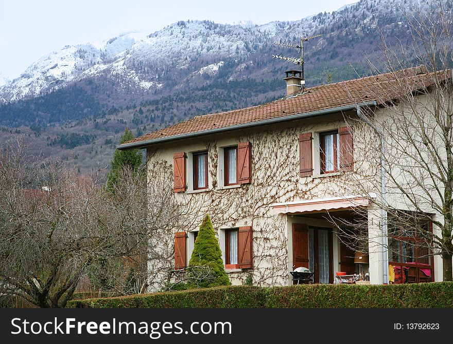 France Village House