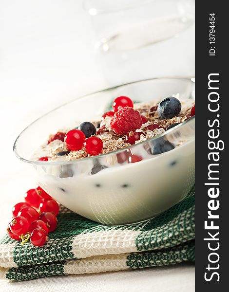 Yoghurt with cereal and wild berries