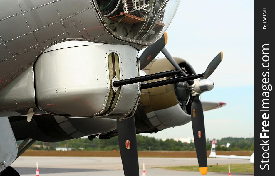 I took this pic when this ww2 warbird landed in a small airfield near Atlanta. I took this pic when this ww2 warbird landed in a small airfield near Atlanta