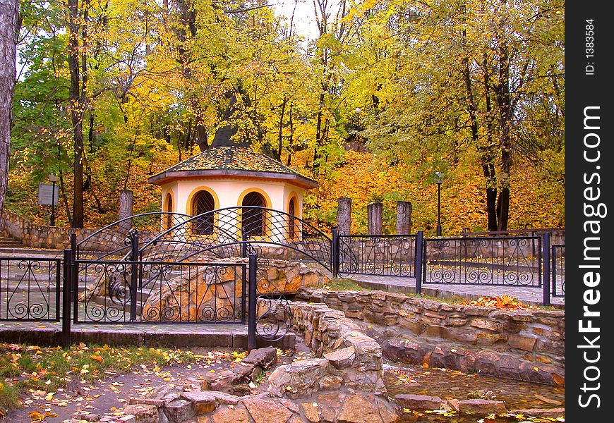 Park of rest in the autumn