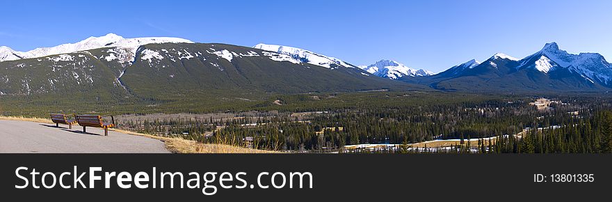 Viewing point located in a provincial park with mountain view. Viewing point located in a provincial park with mountain view