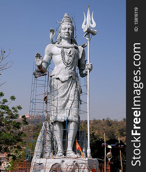 30.5 meter statue of lord shiva at haridwar india