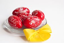 Easter Eggs On A Plate Royalty Free Stock Photography Easter Eggs On A Plate Royalty Free Stock Photography