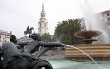 Trafalgar Square Waterfall Royalty Free Stock Image Trafalgar Square Waterfall Royalty Free Stock Image