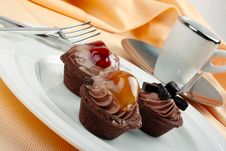 Fruit Tarts And Espresso Elegance Presentation Royalty Free Stock Photos Fruit Tarts And Espresso Elegance Presentation Royalty Free Stock Photos