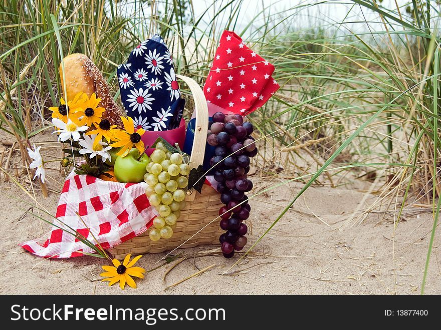 Picnic in a sand dune setting. Picnic in a sand dune setting.