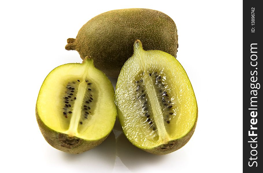 Golden Kiwi fruit â€“ whole and halved