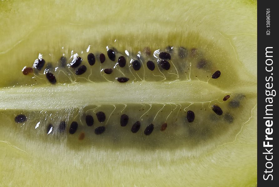 Golden Kiwi fruit - longitudinal macro