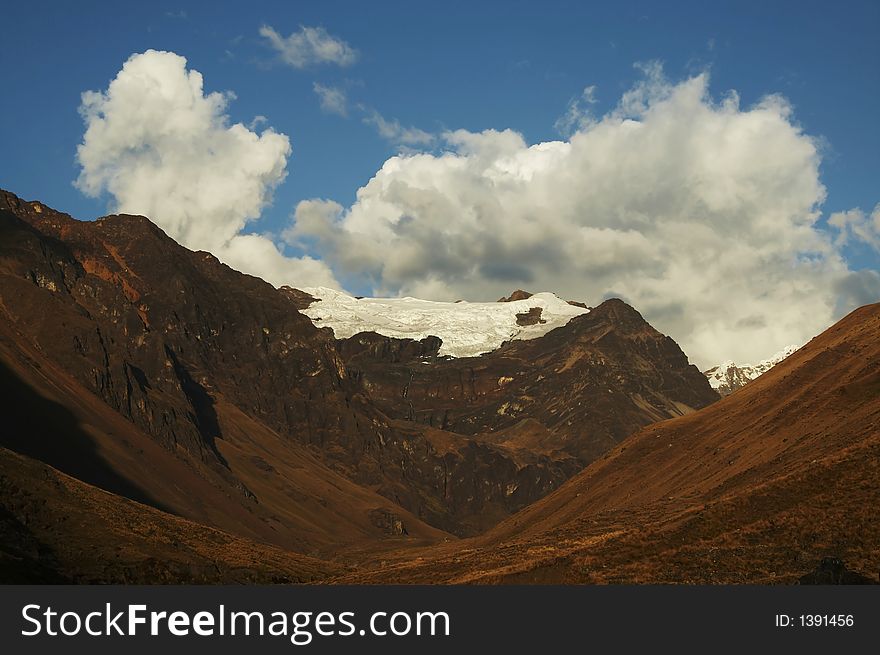 Colorful Cordilleras landscape