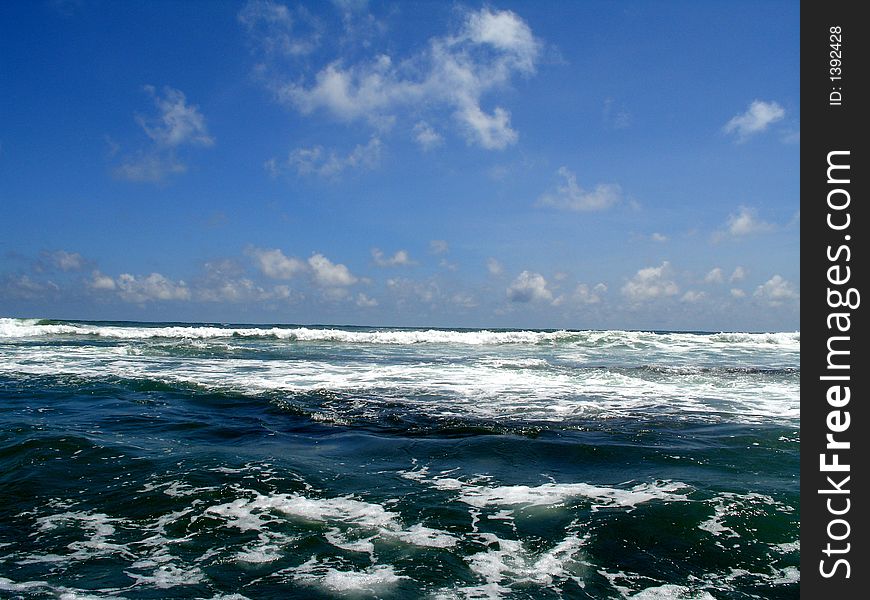 Stormy indian ocean (sri lanka)