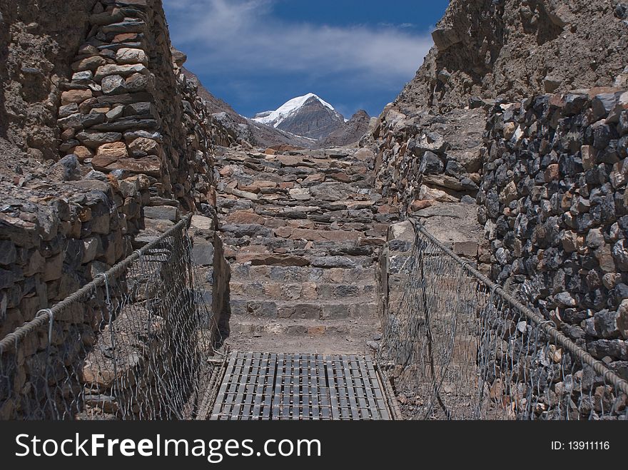 Stairway to first Muktinath Himal peak. Stairway to first Muktinath Himal peak