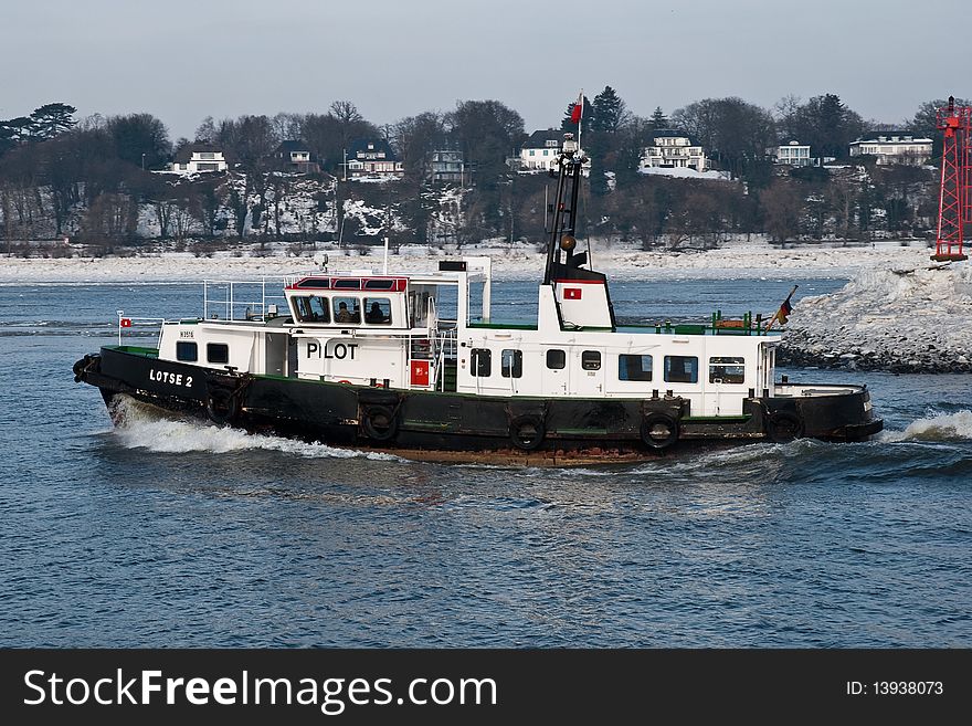 Pilot boat on the Elbe bat Hamburg, Germany