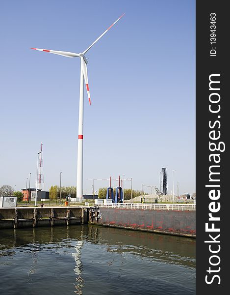 Wind turbine provides green energy