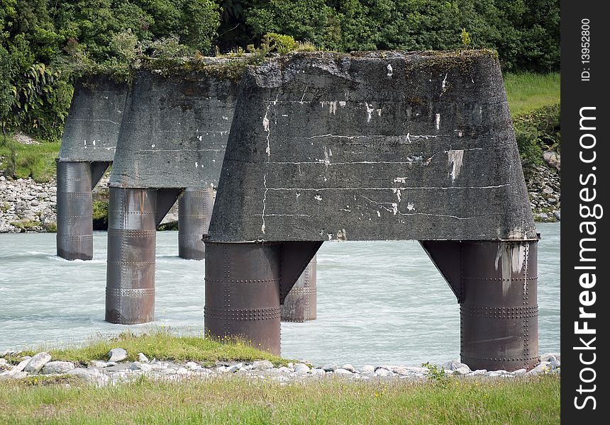 Support of ruin bridge and rapid river