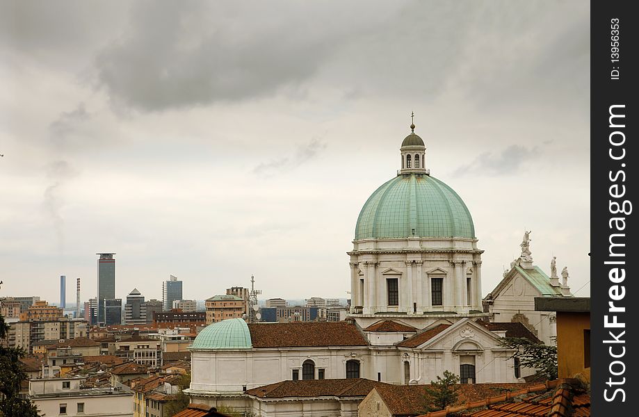 View of the dome of Brescia. View of the dome of Brescia