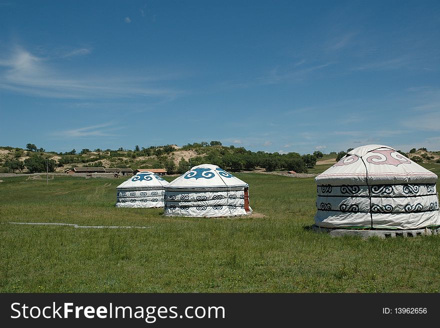 House which Chinese the Mongols inhabits --Yurt