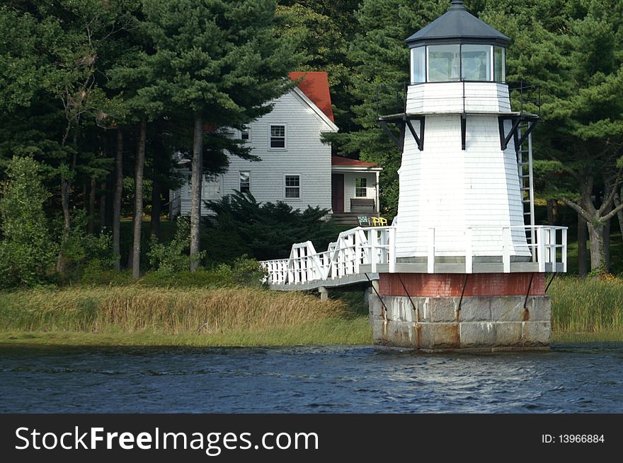 Doubling Point Lighthouse is located on the Kennebec River in Maine.